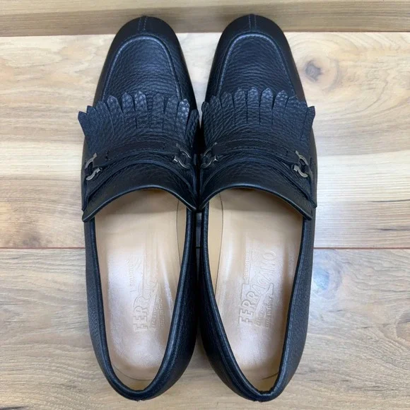 Salvatore Ferragamo Gancini Bit Kiltie Loafer 9.5 EE Black Split Toe Pebble